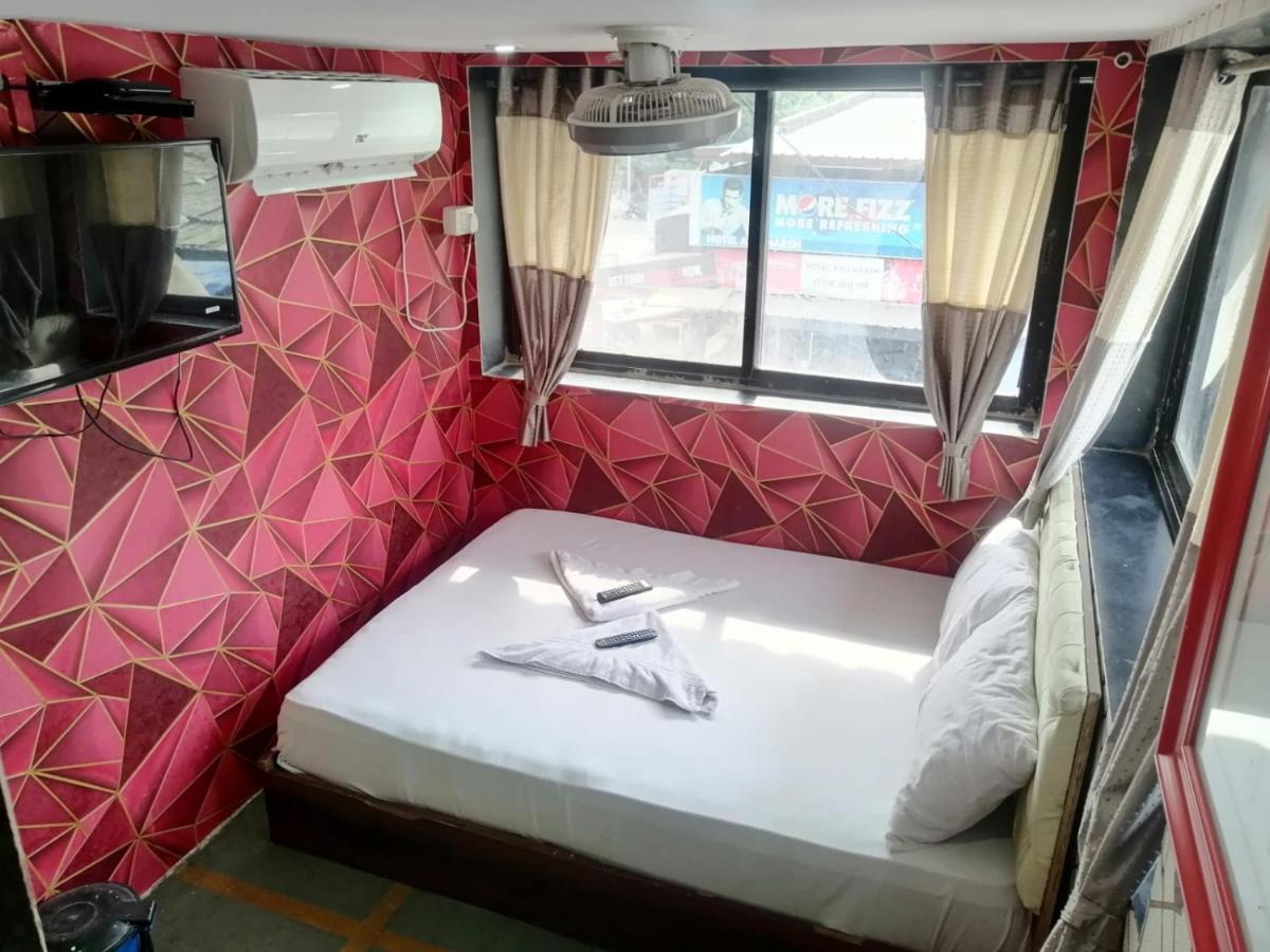 Hotel Kaina Residency Vashi Exteriér fotografie